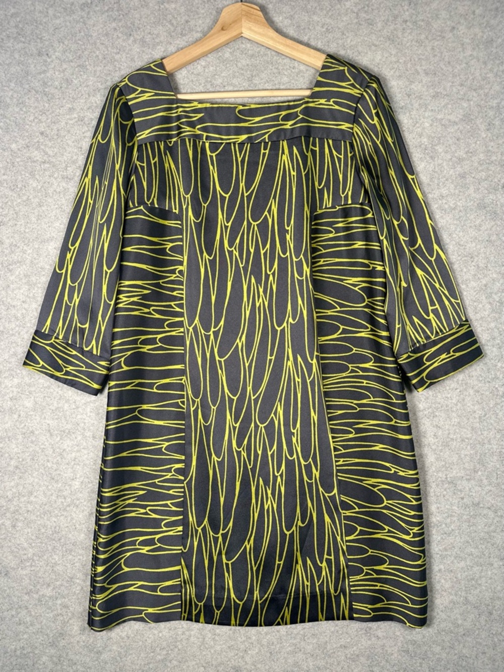 An Original Milly of New York 5F BERGDORF GOODMAN Shift Dress Gray Green Luxury